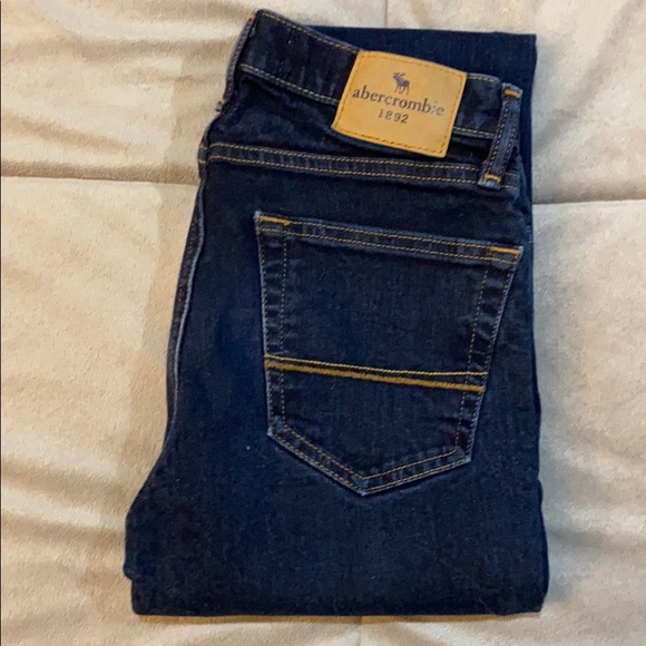 Boy Jean's - Picture 1 of 6